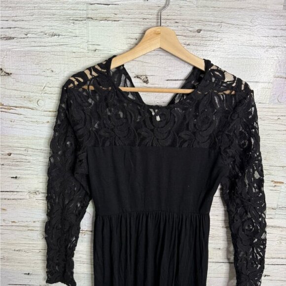 Pink Blush Long Sleeve Lace Black Maxi Maternity Dress Size medium - Picture 2 of 9